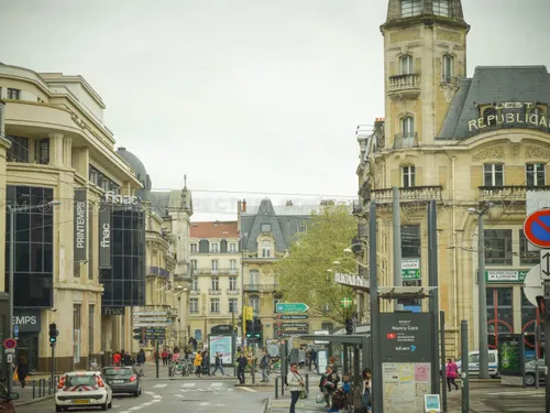 Cinéma : un casting à la recherche de figurants (bébés, hommes et...